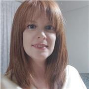 Docente di spagnolo impartisce lezioni per ragazzi di scuole medie e superiori e aiuto compiti per bambini della scuola primaria